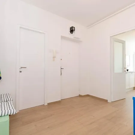 Nona Mileva Appartement *