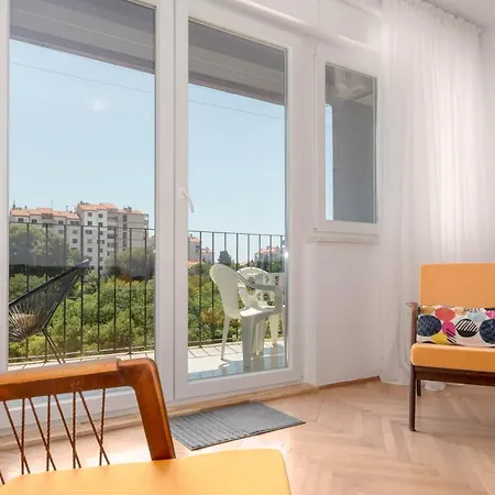 Nona Mileva Appartement