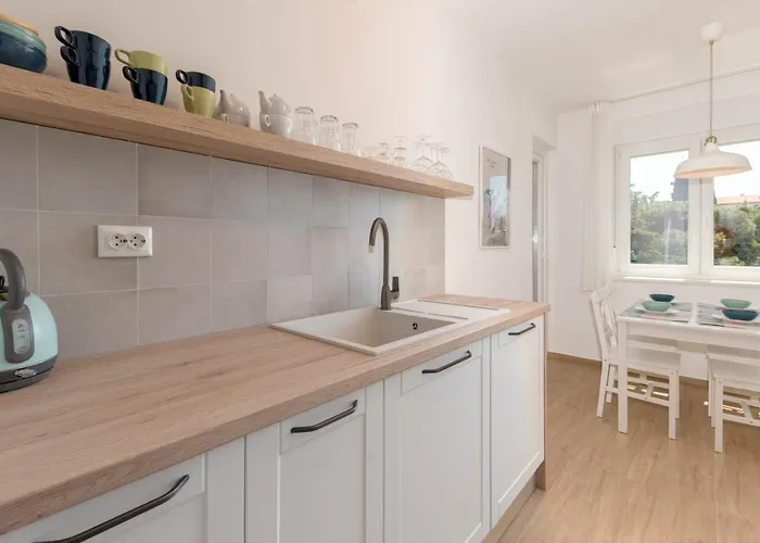 Апартаменты Nona Mileva Пула