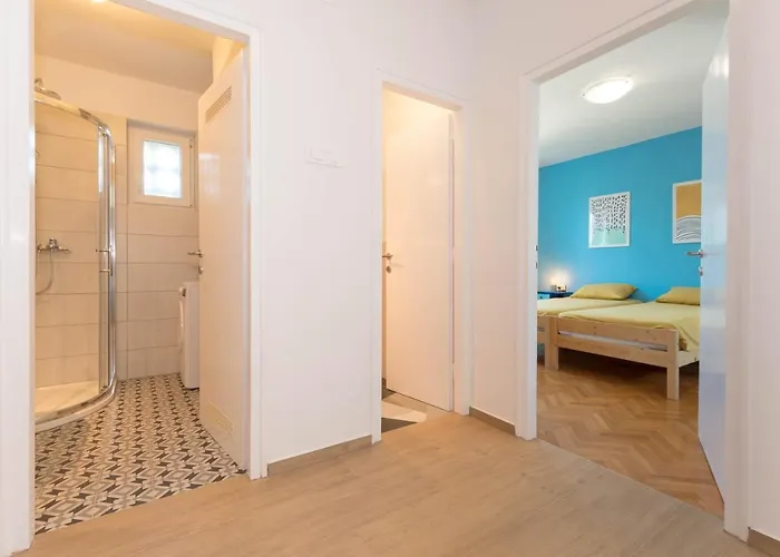 Nona Mileva Апартаменты