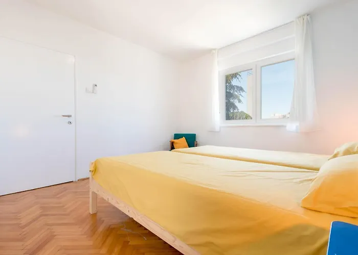 Апартаменты Nona Mileva Пула