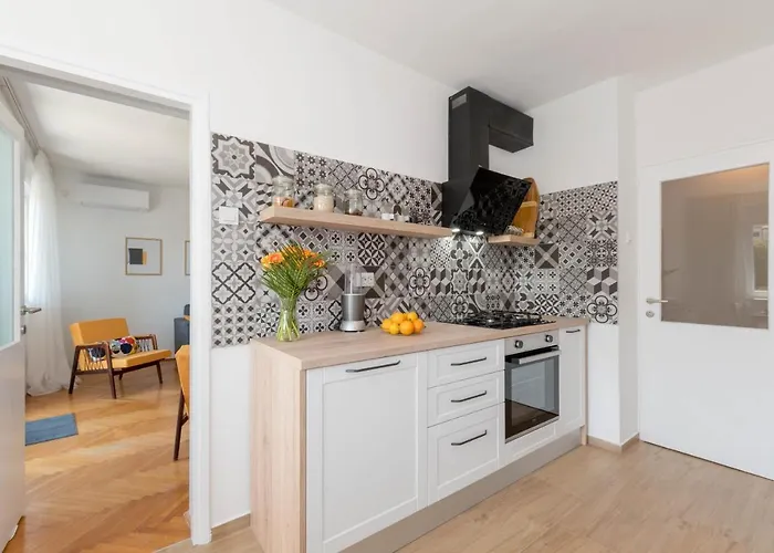 Nona Mileva Apartment *
