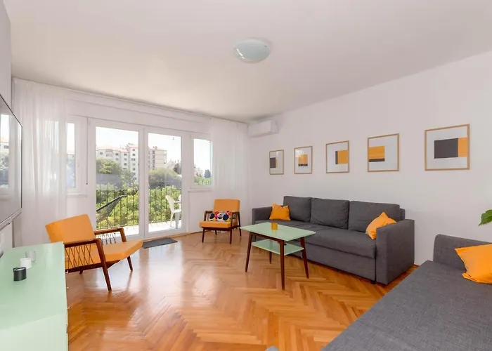 Nona Mileva Apartment